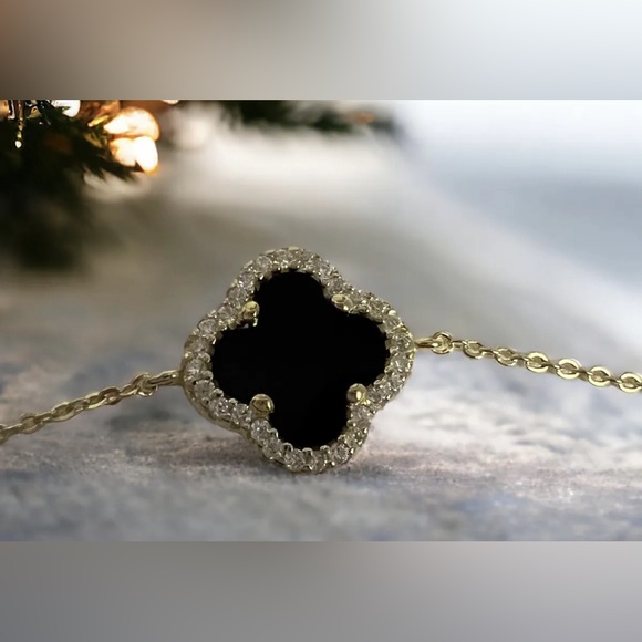 New Rachel Zoe 14K Gold Plated 4 Leaf Cubic Zirconia Black & Gold Bracel… - Picture 2 of 16